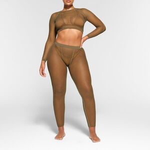 SKIMS Army Warp Knit Long Sleeved Crop Top